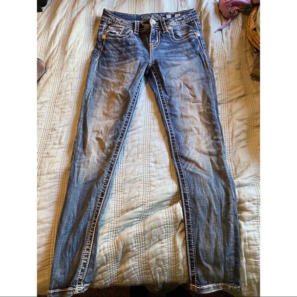 Miss Me Jeans - Picture 2 of 2